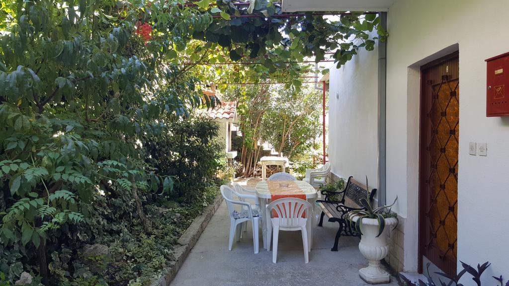 Apartments Drago Kovacic Omiš Exteriér fotografie